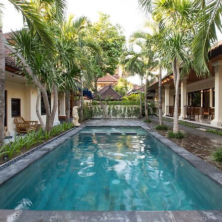 Sari Indah Cottages Kuta  Exterior photo