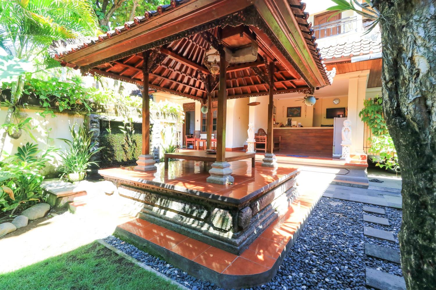 Sari Indah Cottages Kuta  Exterior photo